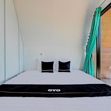 Palette 93389 Osanna Beach Resort Wonogiri Bagian luar foto