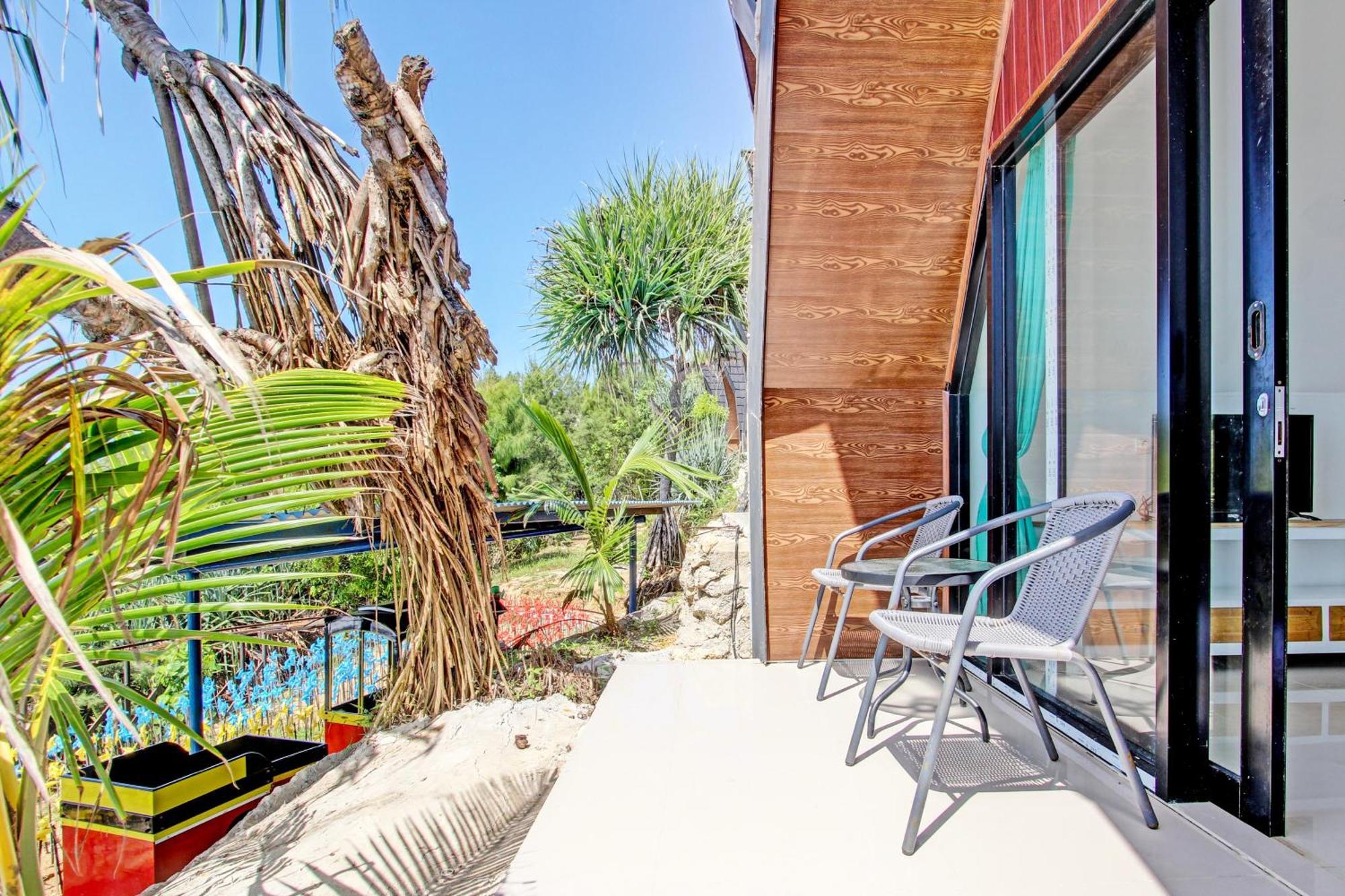Palette 93389 Osanna Beach Resort Wonogiri Bagian luar foto